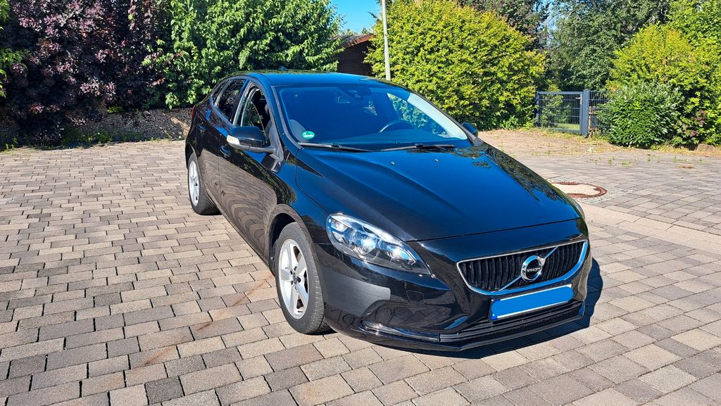 Volvo V40 86.500 km 13.300 &euro; Rosbach v.d.H. 61191