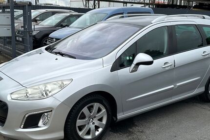 Peugeot 308 190.000 km 3.999 € Kassel 34123