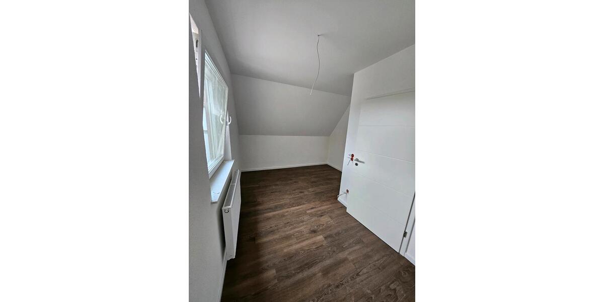 Einfamilienhaus Germersheim - 5 Zimmer, 110 m&sup2;, 1.400&euro; | Angebot:26292715