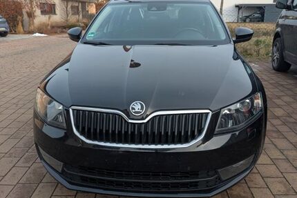 Skoda Octavia 243.000 km 7.999 &euro; Gensingen 55457