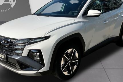 Hyundai TUCSON 8.000 km 34.390 &euro; Oldenburg 26135