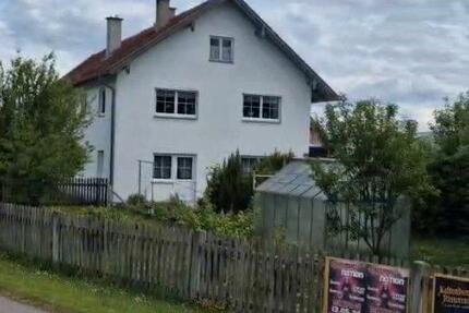 Haus Langenpreising - 6 Zimmer, 190 m&sup2;, 4.500&euro; | Angebot:26652340