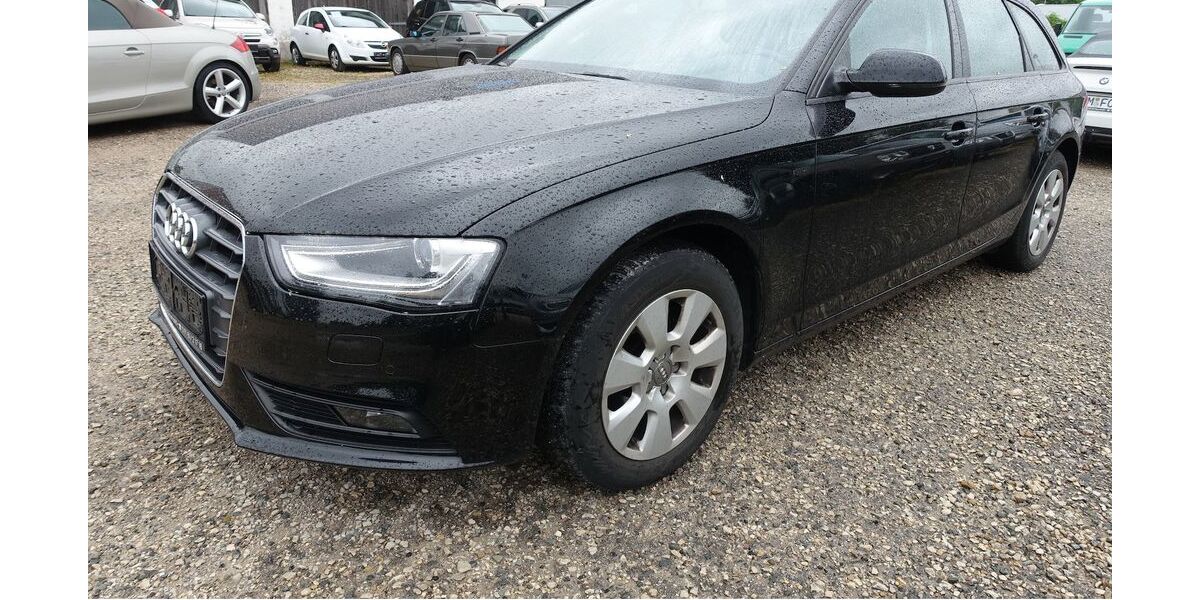 Audi A4 211.800 km 8.950 &euro; Neumarkt/OPf 92318