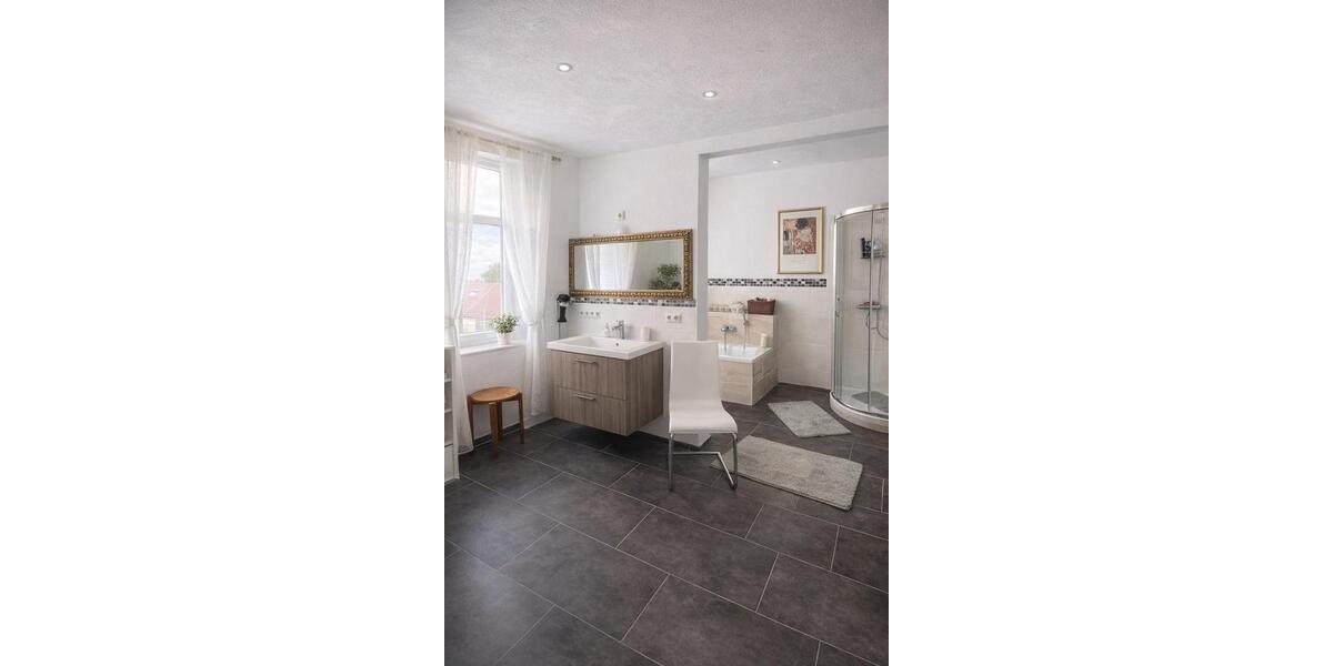 Doppelhaushälfte Meuselwitz - 6 Zimmer, 150 m&sup2;, 179.000&euro; | Angebot:25793984