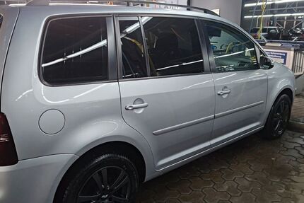 VW Touran 185.100 km 7.200 &euro; Berlin 12629