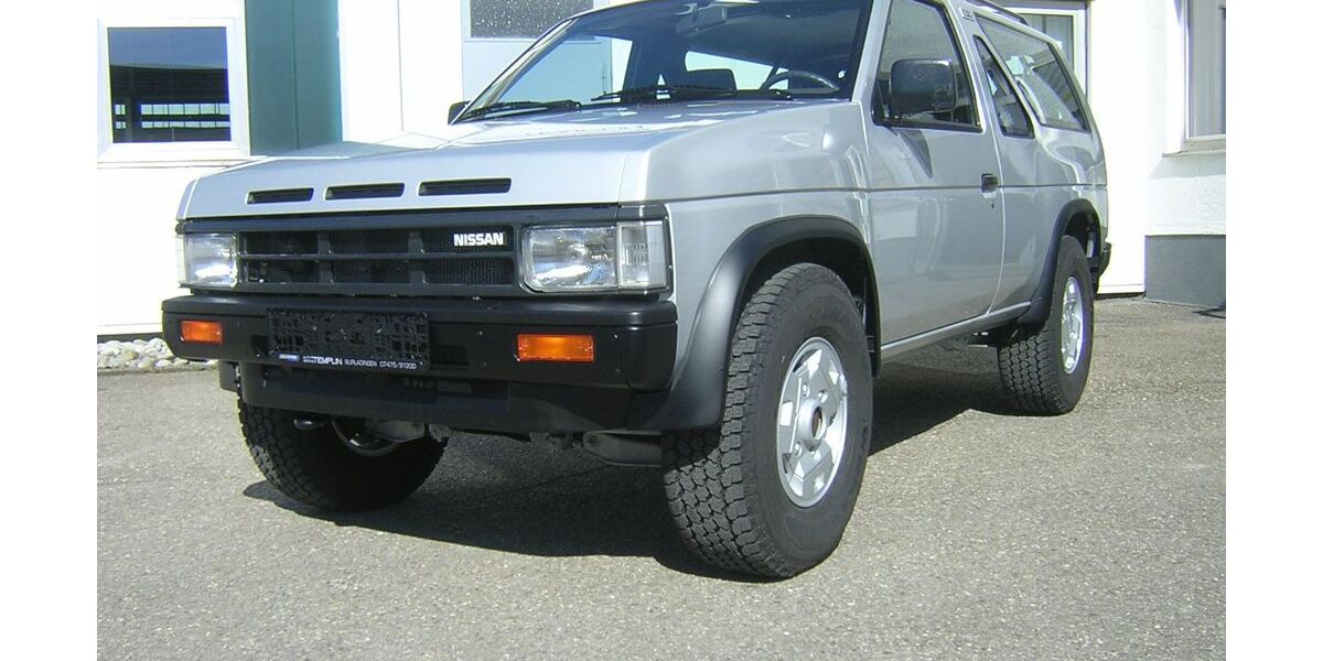 Nissan Terrano 121.000 km 13.500 &euro; Burladingen 72393