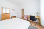 LuxusWohnung mit zwei Zimmern!