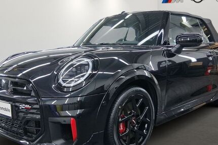 Mini John Cooper Works Cabrio 21.205 km 38.480 &euro; München 81827