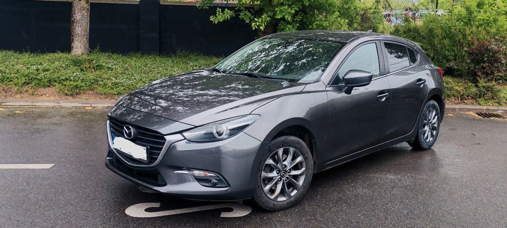Mazda 3 117.000 km 11.750 &euro; Trier 54294