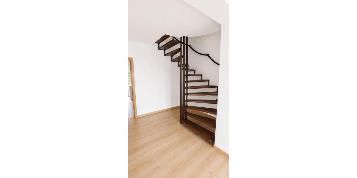 Einfamilienhaus Teningen - 16 Zimmer, 401 m&sup2;, 1.200.000&euro; | Angebot:27077548