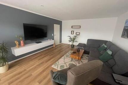 Wohnung Varel - 3 Zimmer, 90 m&sup2;, 800&euro; | Angebot:25369503