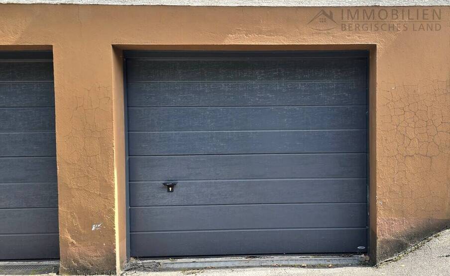 GEPFLEGTE 2-RAUMWOHNUNG MIT BALKON UND GARAGE IN RUHIGER LAGE 2 zimmer