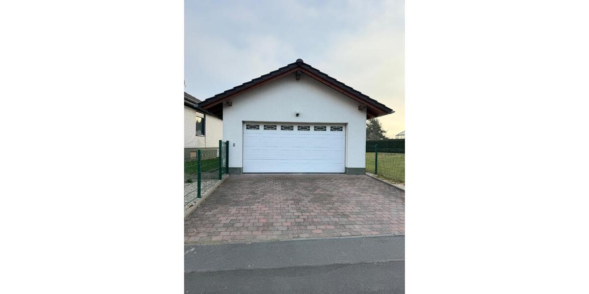 Bungalow Herleshausen - 5 Zimmer, 190 m&sup2;, 1.425&euro; | Angebot:25615087