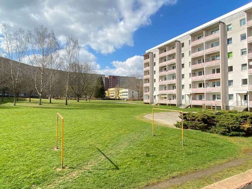 Wohnung zum Mieten in Plauen 310 € 69 m²