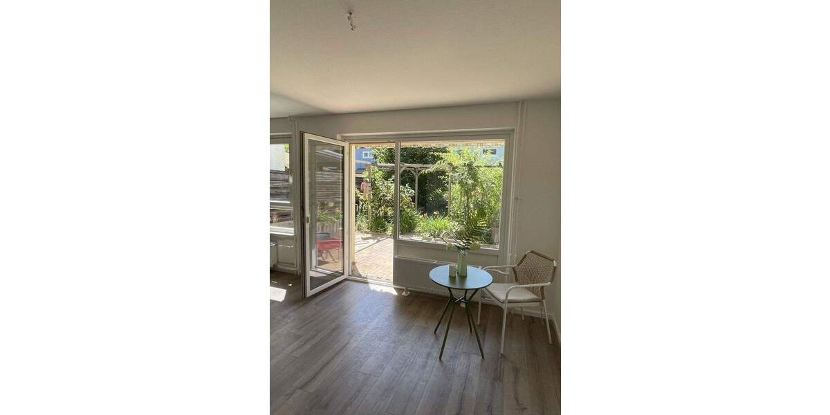 Modernisiertes Mittelreihenhaus in begehrter Lage (reserviert) 4 zimmer