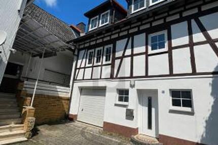 GENERATIONENWOHNEN MIT RENDITE UND GARTEN - Haus Gladenbach | Angebot:27127008