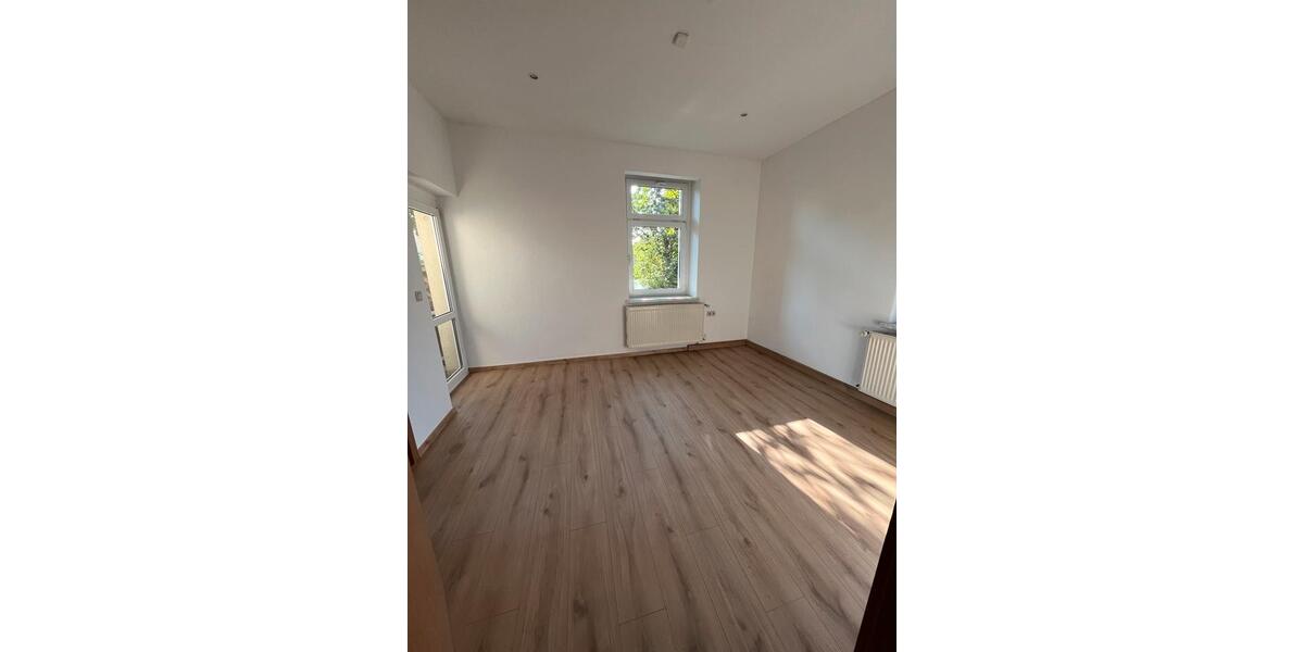 Hochparterre Radebeul - 2 Zimmer, 41 m&sup2;, 448&euro; | Angebot:26378228