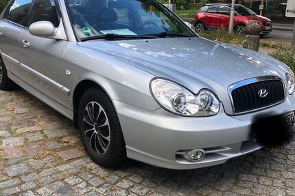 Hyundai SONATA 174.000 km 1.590 € Berlin 13585
