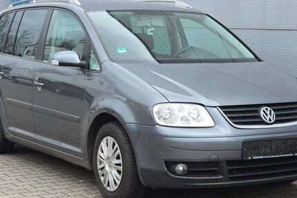 VW Touran 260.476 km 2.900 &euro; Wiesbaden 65201