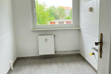 Wohnung Rosenow - 1 Zimmer, 34 m&sup2;, 200&euro; | Angebot:26661621