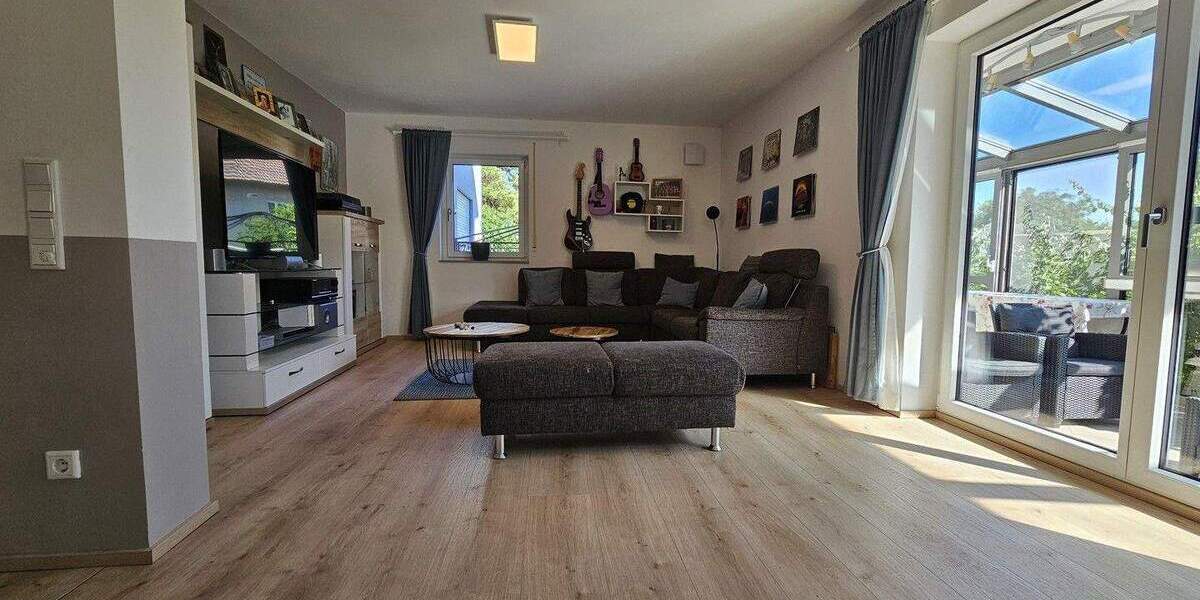 Etagenwohnung Burgthann Ezelsdorf - 7 Zimmer, 210 m&sup2;, 690.000&euro; | Angebot:24873597
