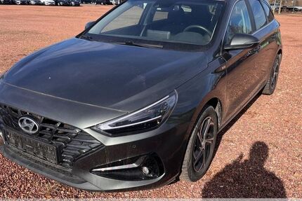 Hyundai i30 52.200 km 17.999 &euro; Chemnitz - Mittelbach 09224