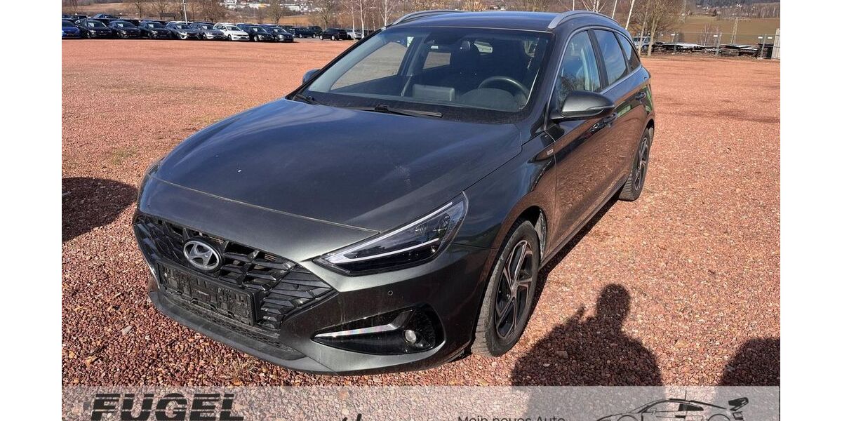 Hyundai i30 52.200 km 17.999 &euro; Chemnitz - Mittelbach 09224