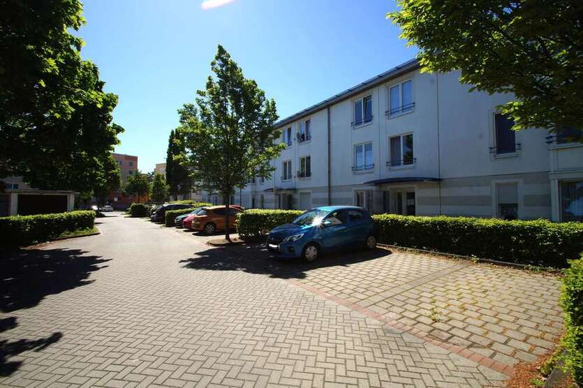 ++ Frisch Sanierte 2-Raumwohnung im blauen Wunder++ 2 zimmer