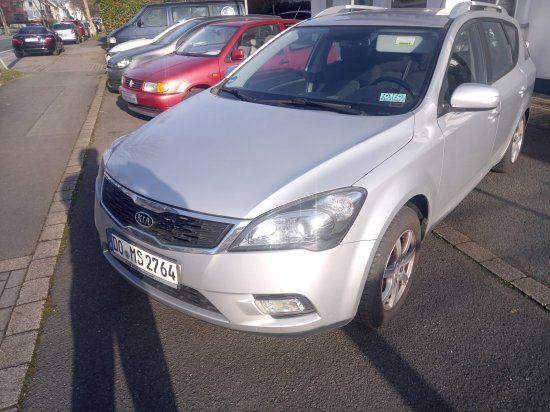 Kia ceed Sportswagon 116.500 km 3.980 &euro; Dortmund 44287