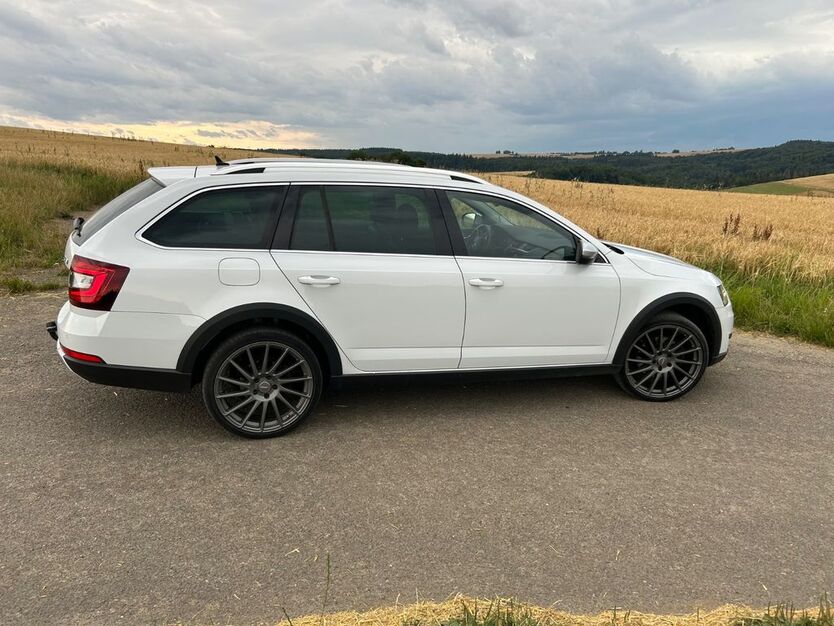 Skoda Octavia 150.000 km 20.500 € Ney 56283