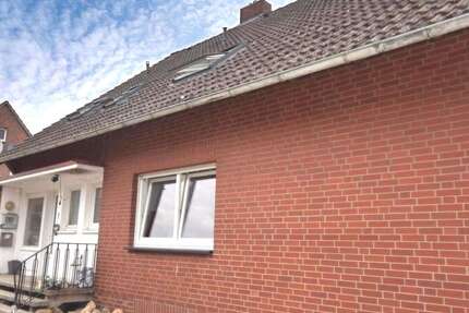 Haus Wagenfeld - 10 Zimmer, 331 m&sup2;, 299.000&euro; | Angebot:25259185