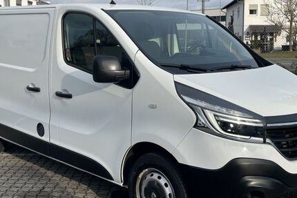 Renault Trafic 137.000 km 14.480 € Langen 63225