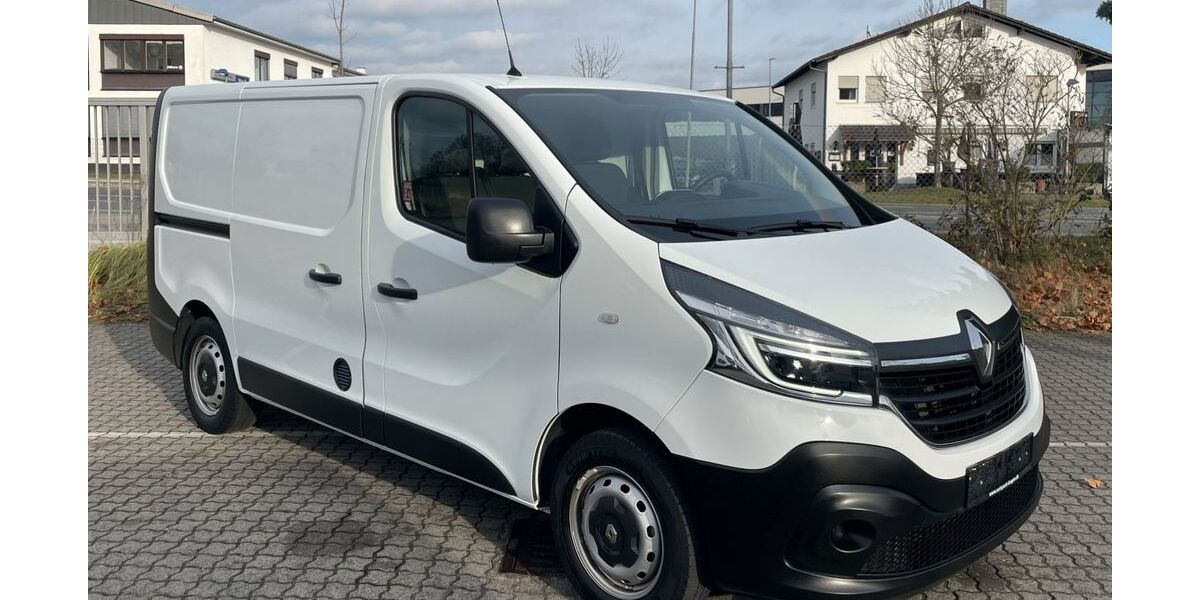 Renault Trafic 137.000 km 14.480 € Langen 63225