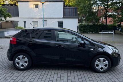 Kia Rio 104.000 km 4.550 &euro; Dortmund 44147