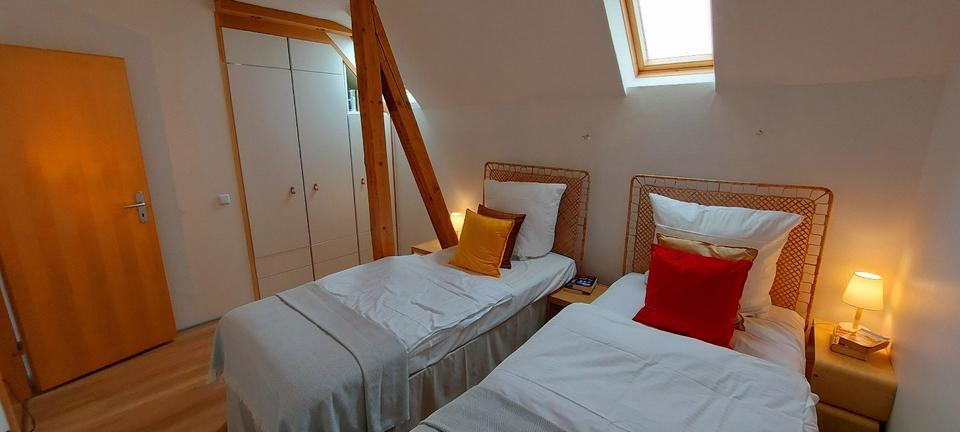 Attraktive Maisonette-Wohnung 125qm 3.+4.OG zimmer