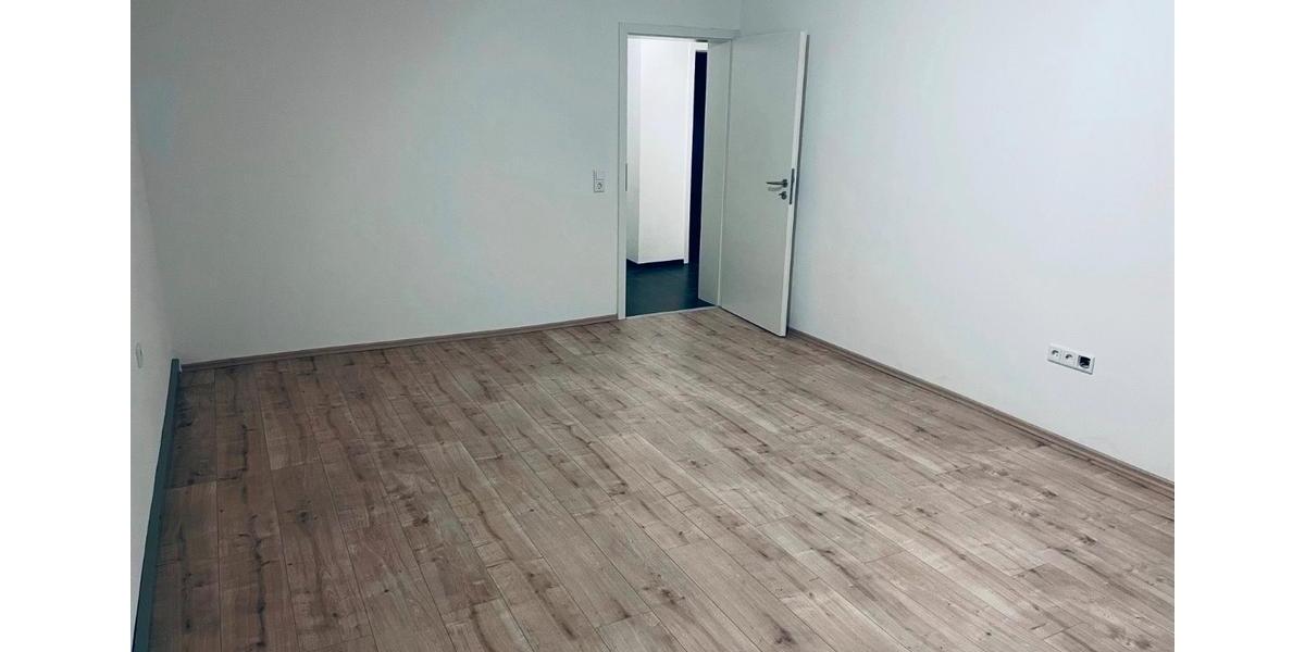 2 Zimmer Wohnung im EG 89 qm mit Keller 2 zimmer