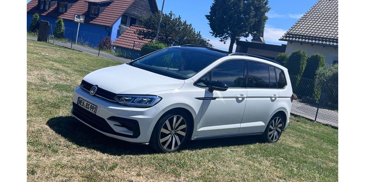VW Touran 139.933 km 22.000 &euro; Windischeschenbach 92670