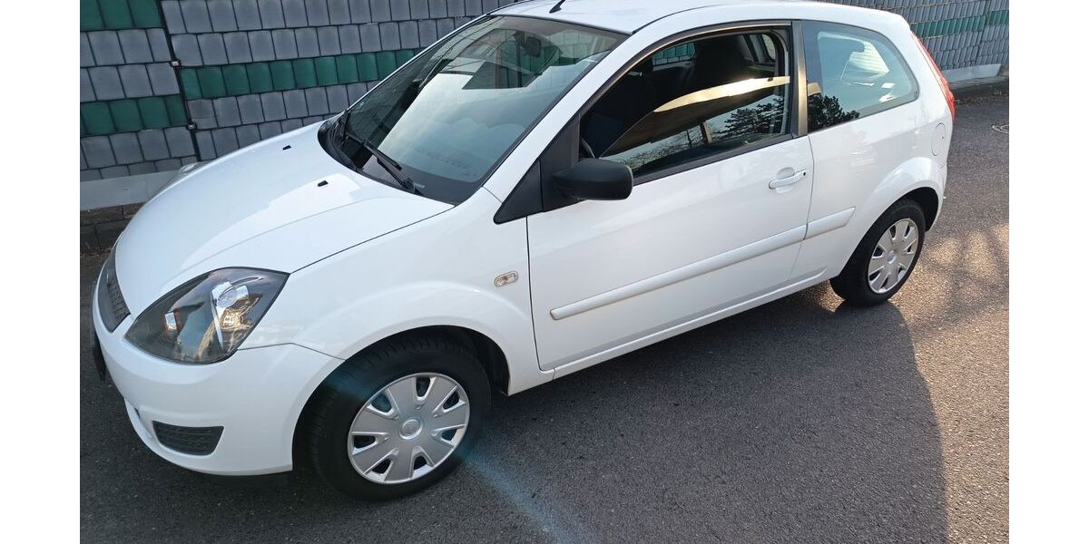 Ford Fiesta 130.800 km 2.680 &euro; Koblenz 56070