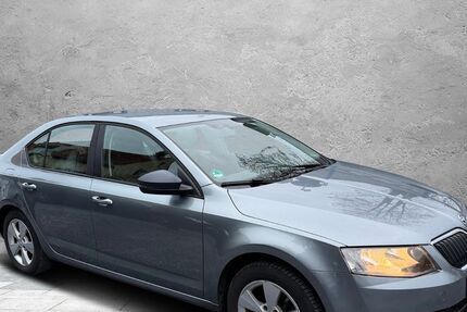 Skoda Octavia 147.000 km 6.999 &euro; Detmold 32758