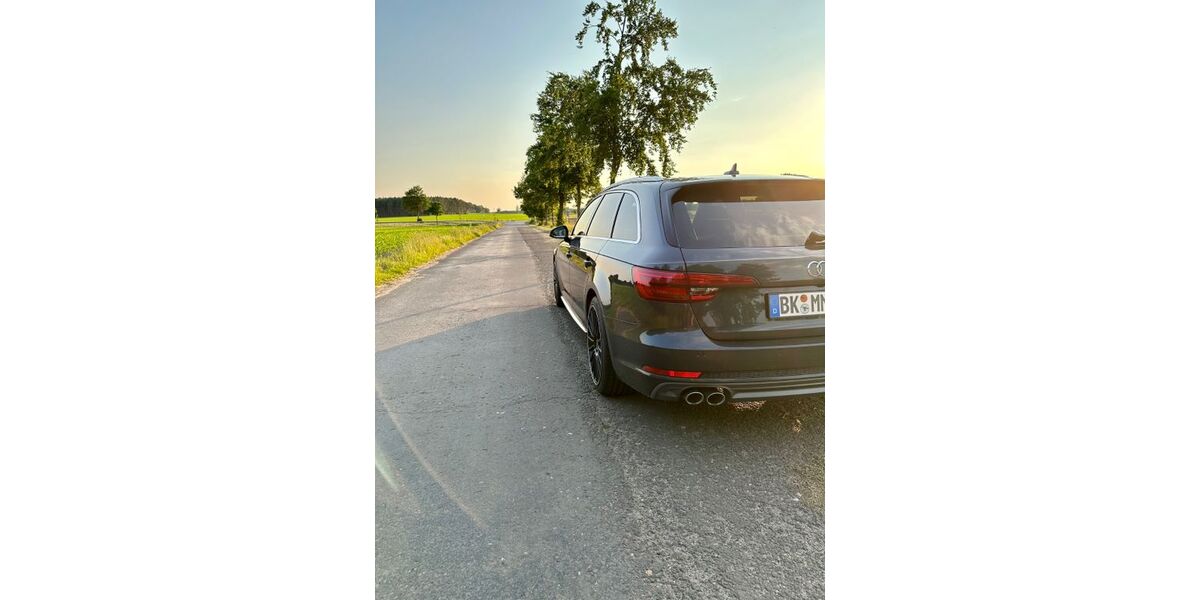 Audi A4 136.100 km 19.999 &euro; Zobbenitz 39638