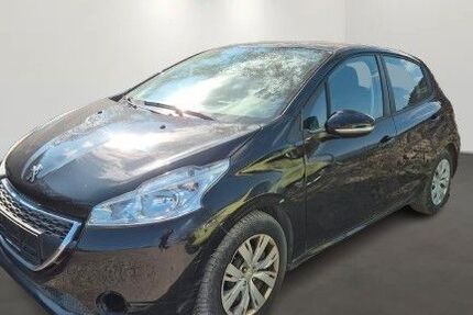 Peugeot 208 93.000 km 2.999 &euro; Boppard 56154