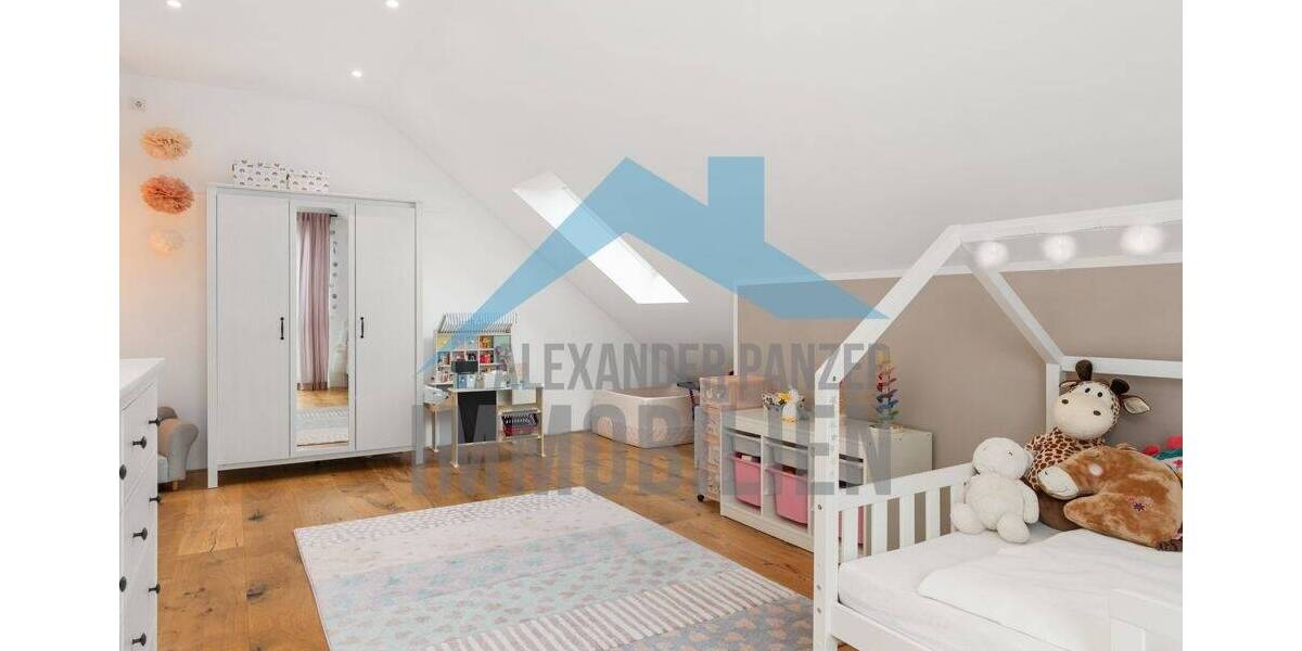 Einfamilienhaus Fritzlar - 5 Zimmer, 220 m&sup2;, 599.500&euro; | Angebot:25705717