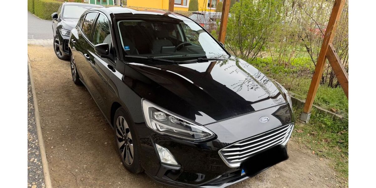 Ford Focus 79.200 km 11.444 &euro; Görlitz 02827