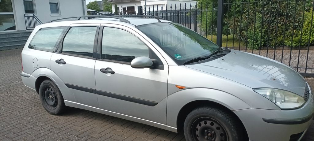 Ford Focus 170.937 km 750 &euro; Gierschnach 56294