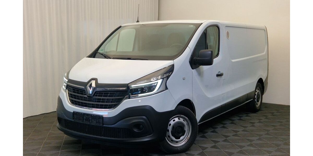 Renault Trafic 90.000 km 17.800 &euro; Bad Lippspringe 33175