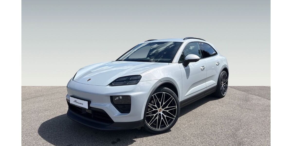 Porsche Macan 8.900 km 82.860 &euro; Freiburg 79115