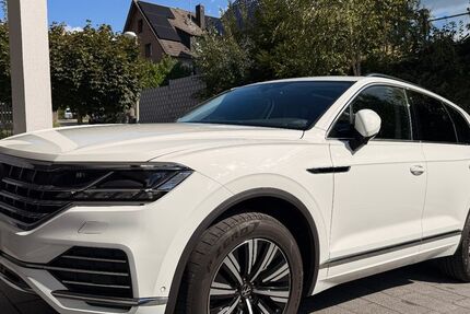 VW Touareg 76.200 km 36.300 &euro; Lohmar 53797