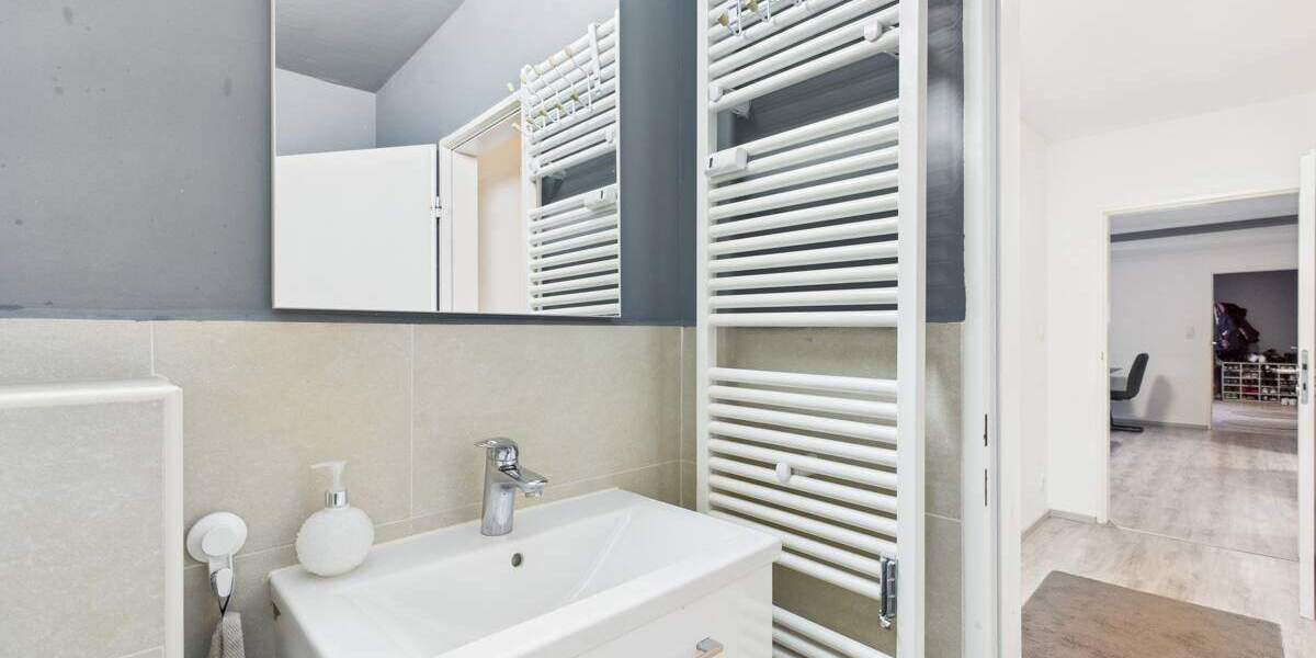 Etagenwohnung Bremerhaven Lehe - 4 Zimmer, 93 m&sup2;, 149.900&euro; | Angebot:25745334