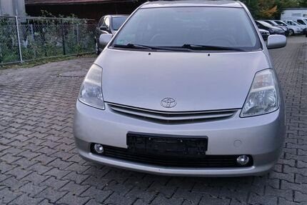 Toyota Prius 198.000 km 3.900 &euro; Schorndorf 73614