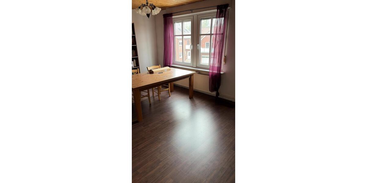 Einfamilienhaus Hessisch Oldendorf - 9 Zimmer, 290 m&sup2;, 195.000&euro; | Angebot:26291395